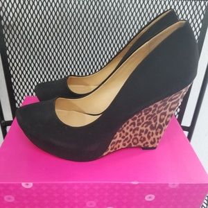 Shoes - Black/Leopard Wedges, Size 10, New